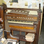 pump organ